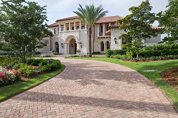 Best Custom Driveway Pavers  in Munfordville, KY